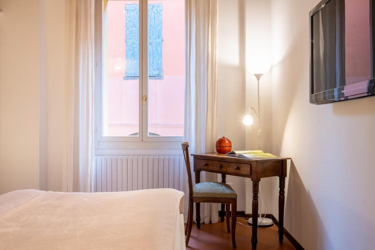 Lo Scrigno Delle 2 Torri! Nel Cuore Del Centro, Vicino A Via Rizzoli Bolonia Zewnętrze zdjęcie